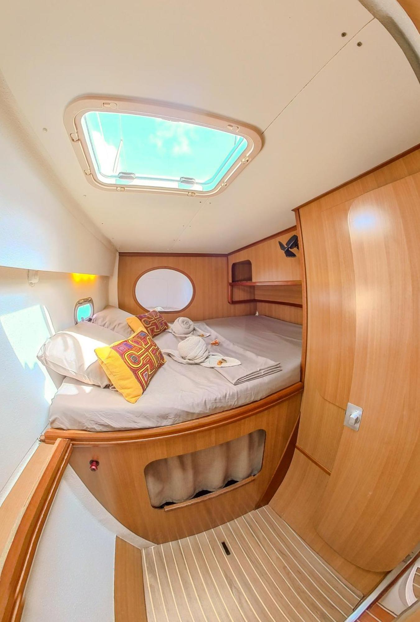 Enjoy Sailing Experience Botel